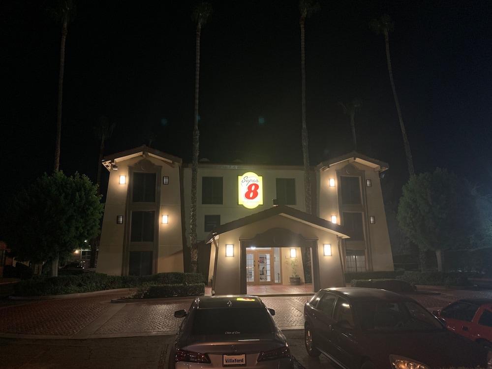 La Quinta & By Wyndham 2*