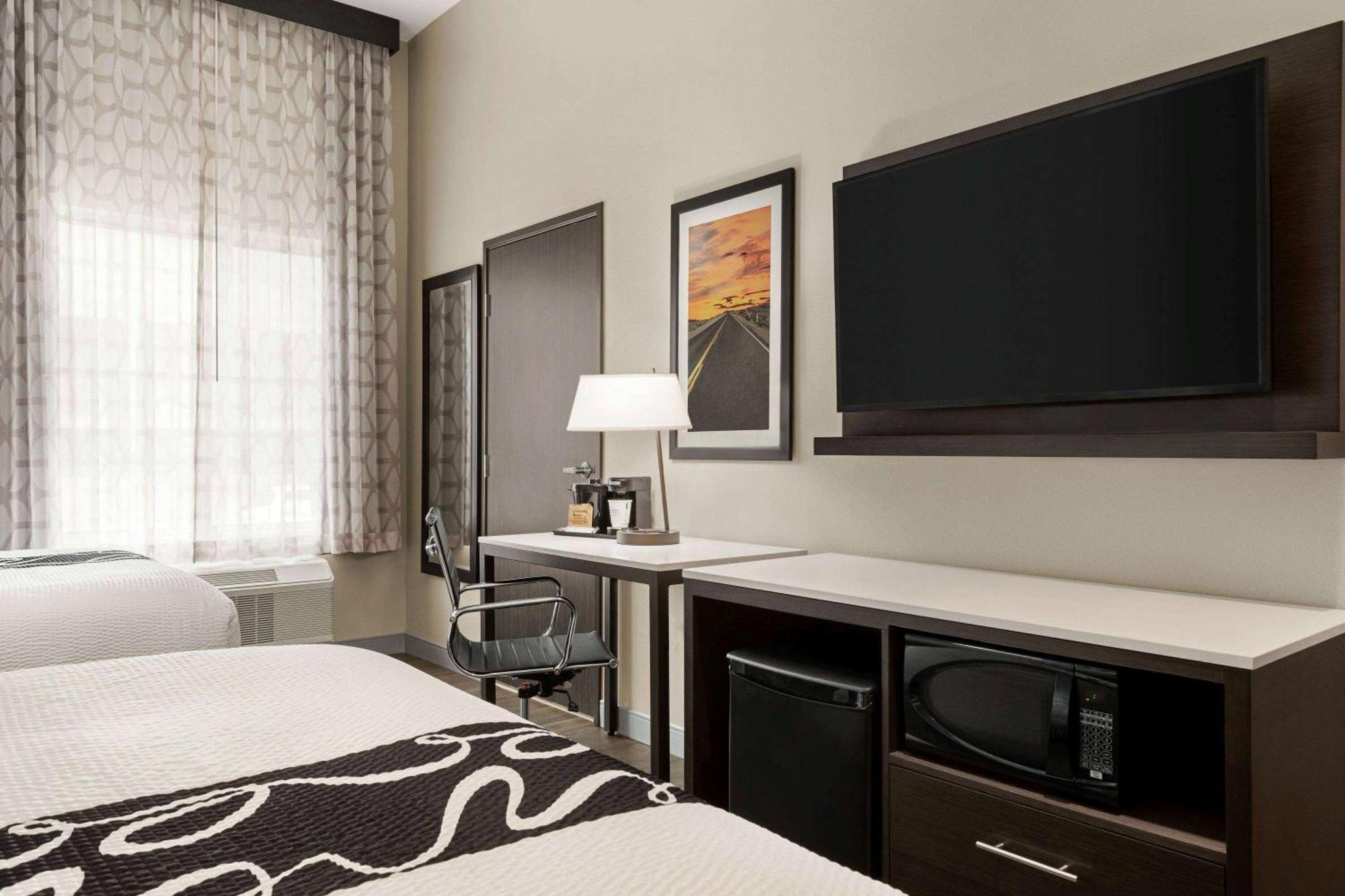 Hotel La Quinta & By Wyndham