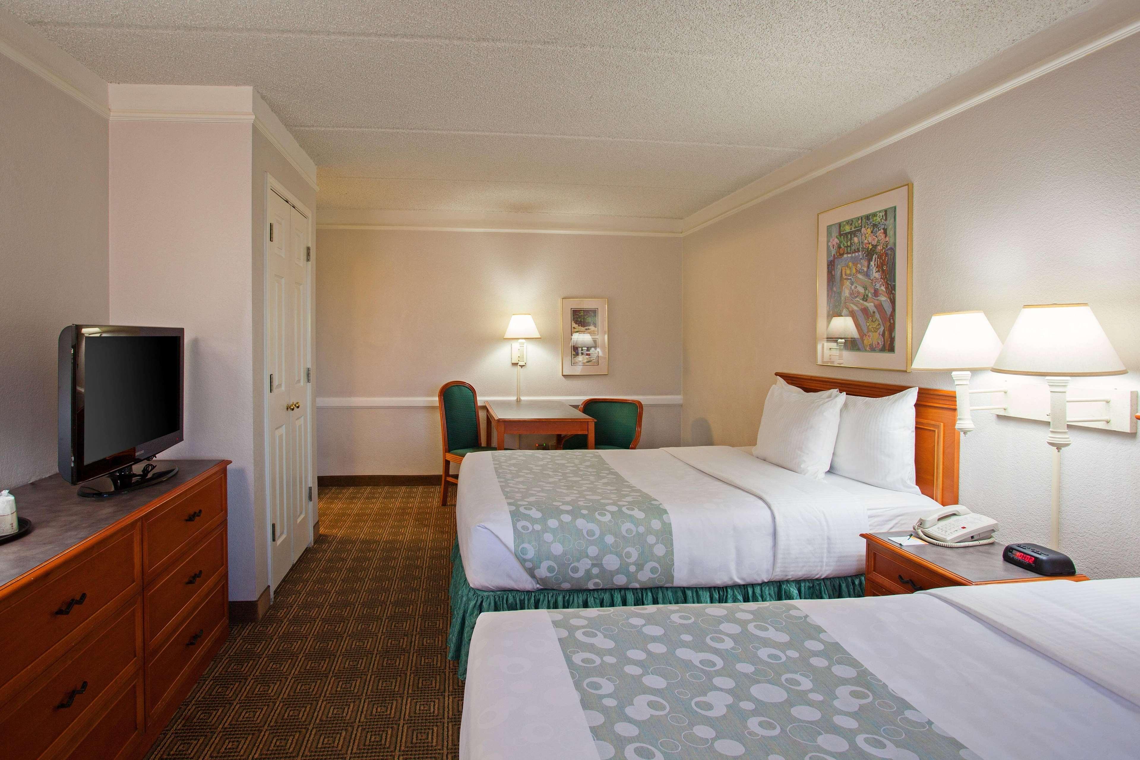 La Quinta & By Wyndham Hotel San Bernardino
